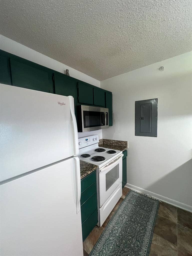 4 BR in Raleigh