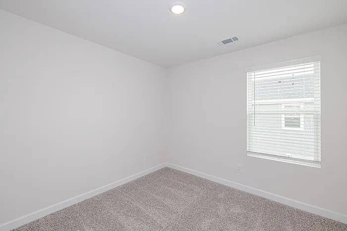 4 BR in Charlotte
