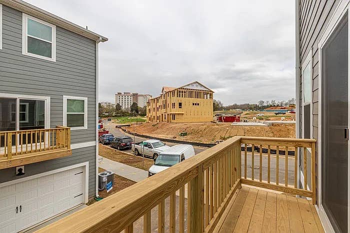 4 BR in Charlotte