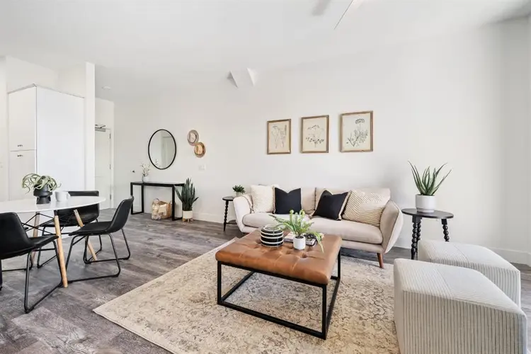 1-bedroom apartment lease takeover