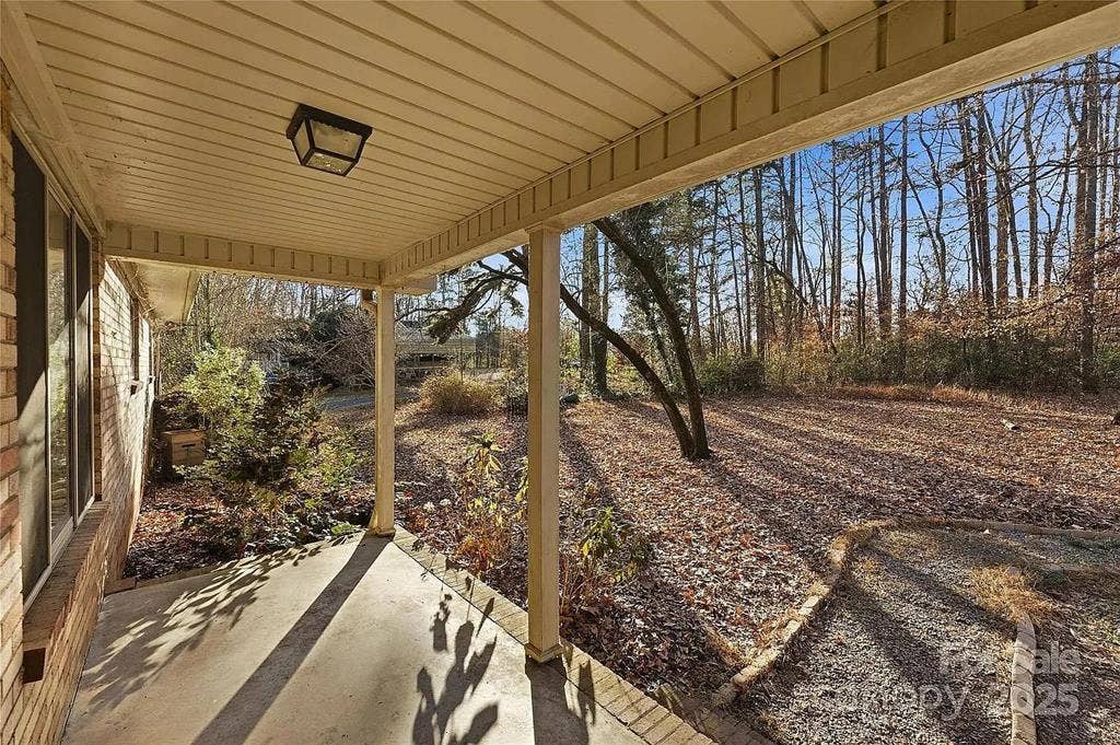 5 BR in Concord
