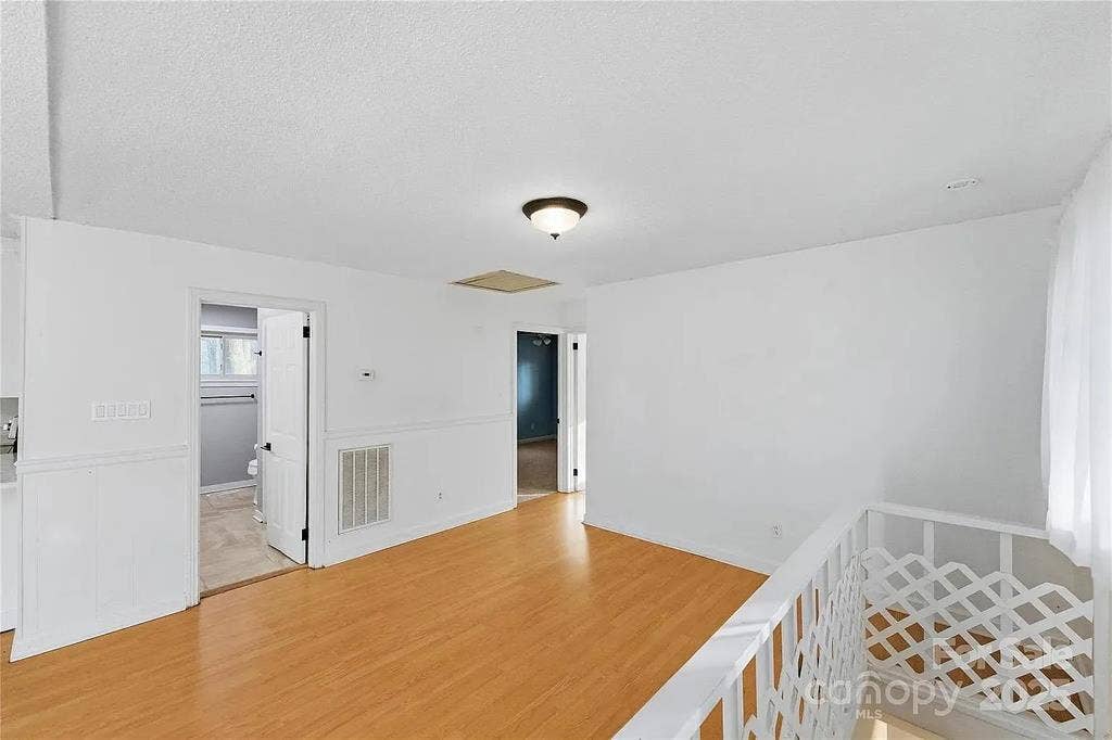5 BR in Concord