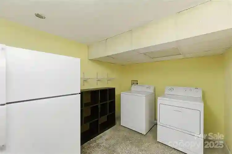 5 BR in Concord