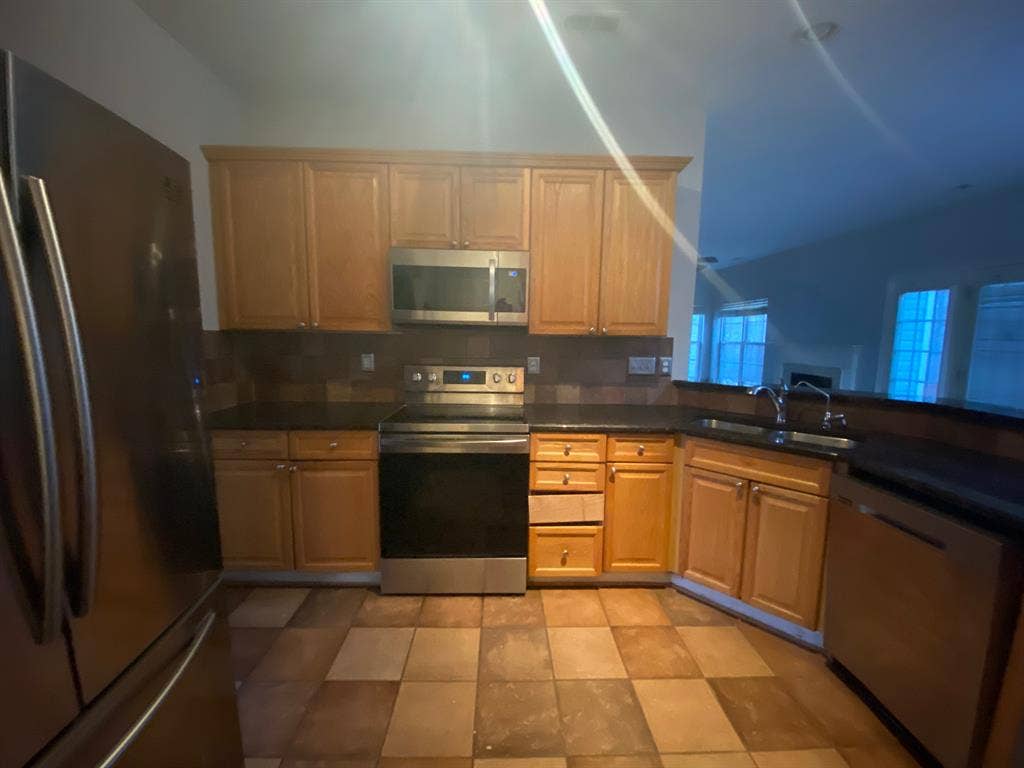 4 BR in Charlotte