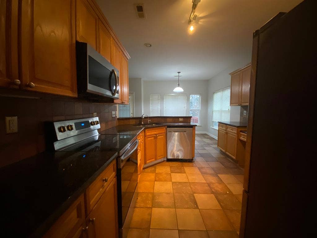 4 BR in Charlotte