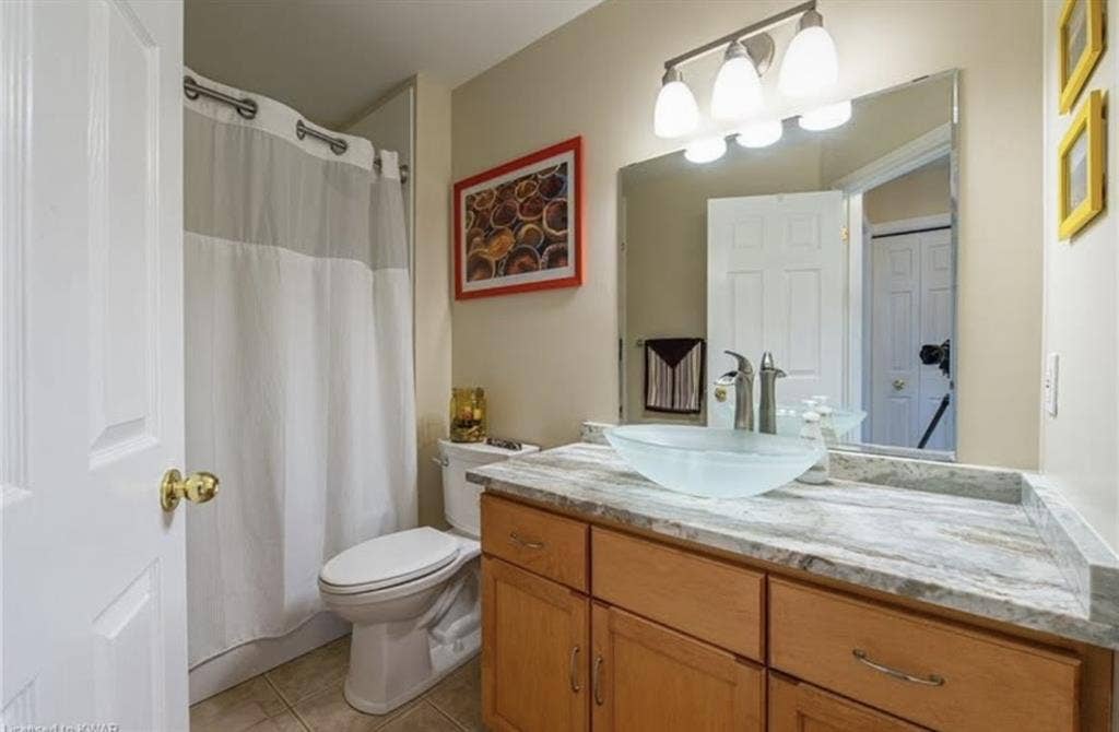 Furnished student rooms available