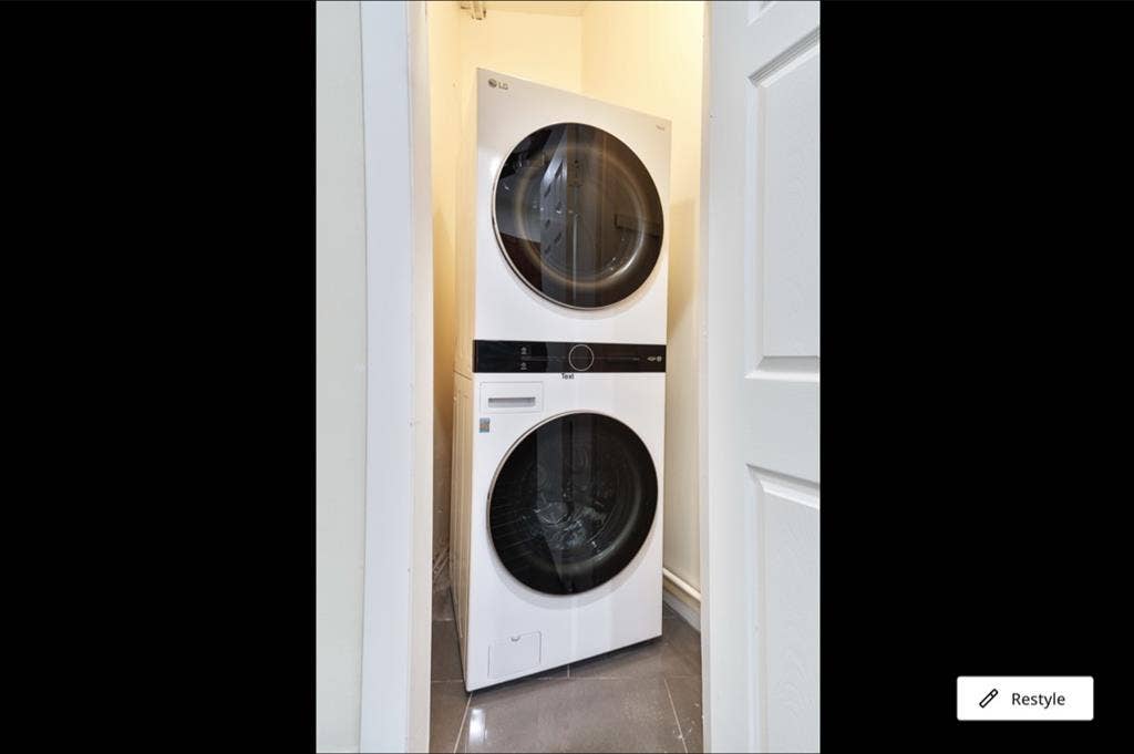 Seeking 2 female roommates for 3B1B