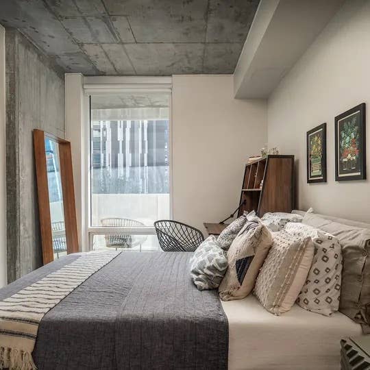 1Bed 1Bath Apartment