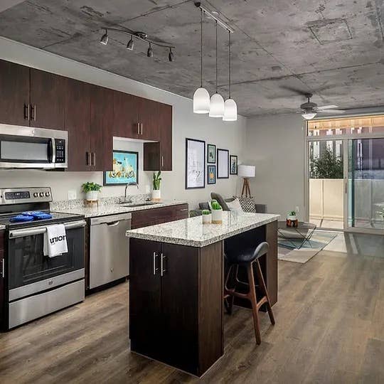 1Bed 1Bath Apartment