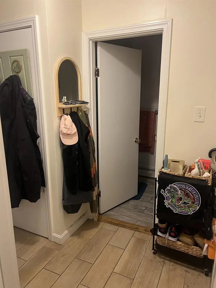 Davis Square apt available 9/1