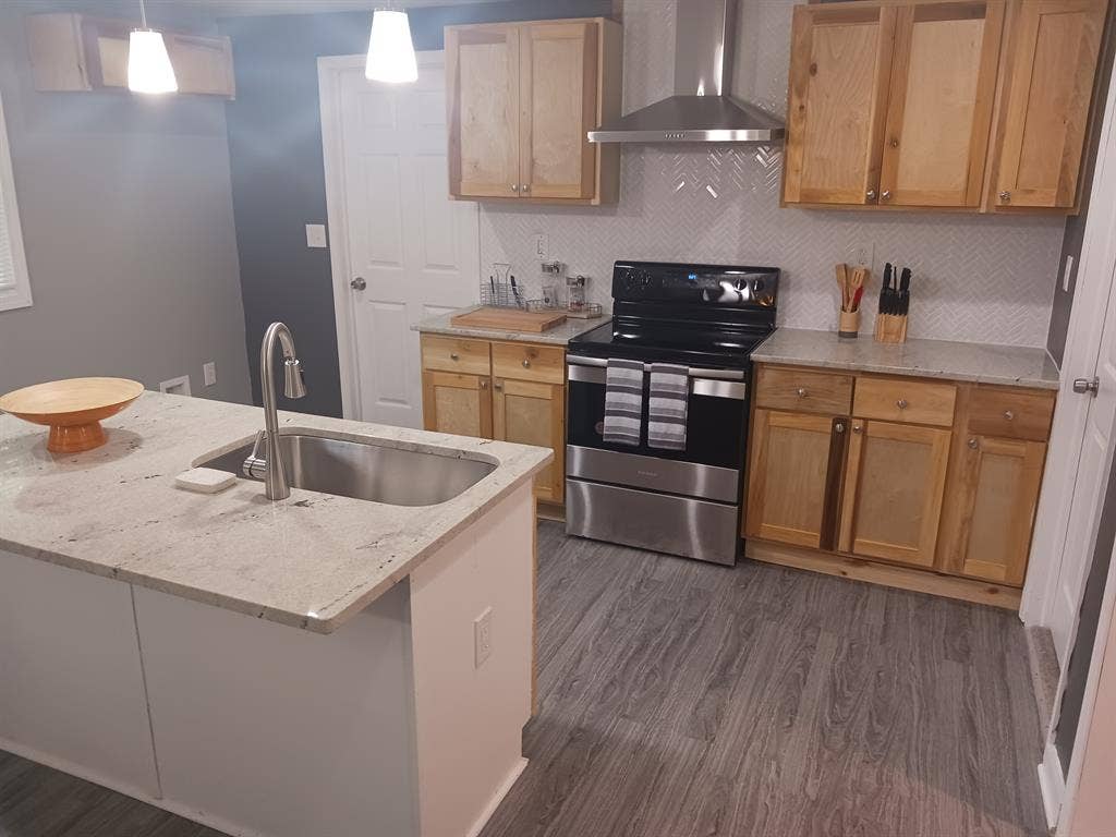 LARGE Grove Park ROOM! All Incl.!!