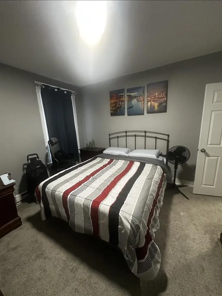 Furnished room for rent -August 1st