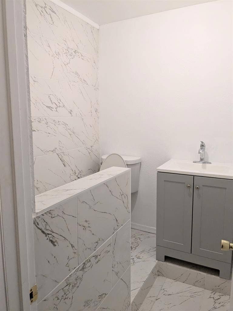 Room & Private entrance & bathroom