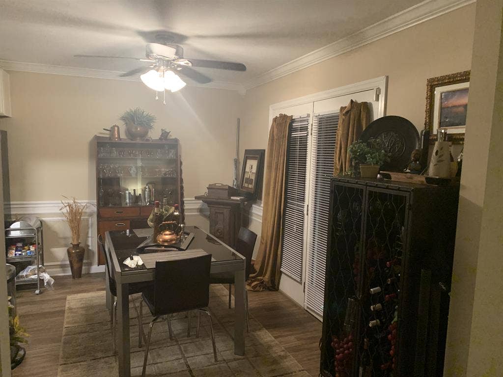 Roommate out! Need a good guy!
