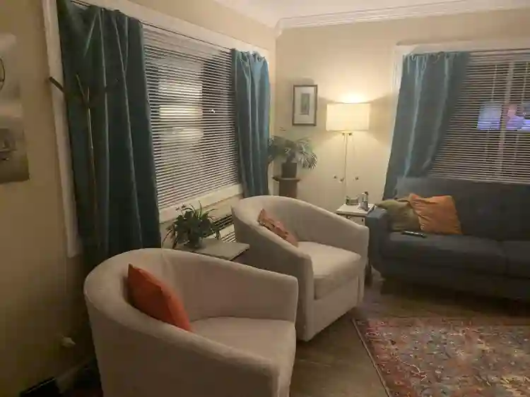 Roommate out! Need a good guy!