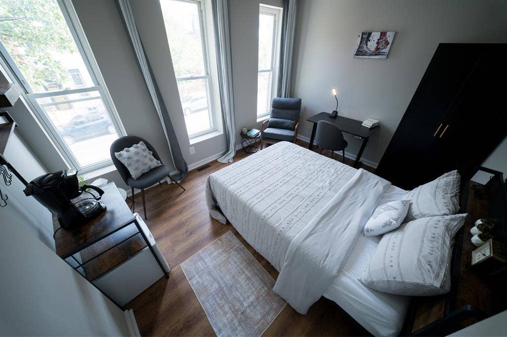 Furnished Rooms Near Johns Hopkins