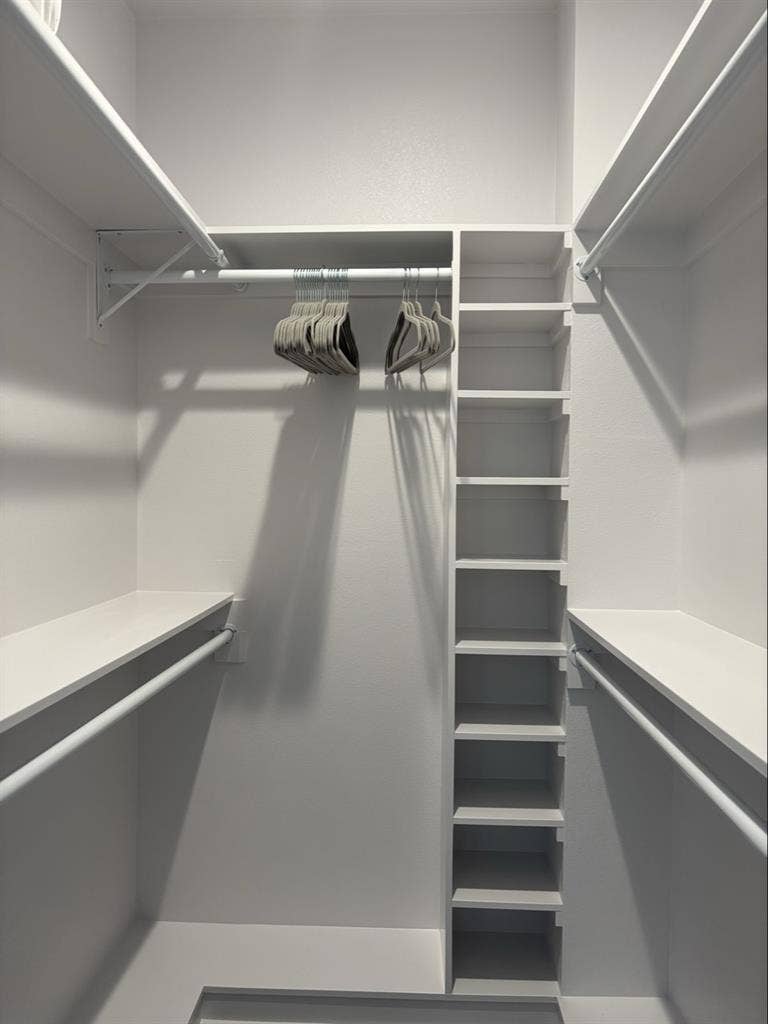1 Furnished secured bedroom 196 sq
