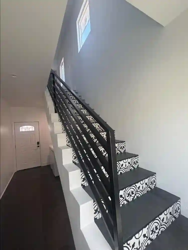 1 Furnished secured bedroom 196 sq