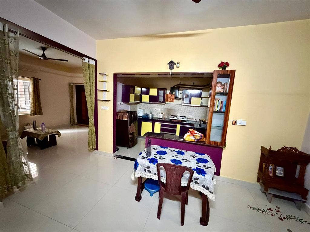 Looking for a flatmate
