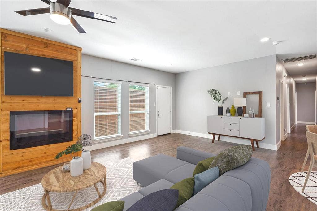 4 BR in Dallas