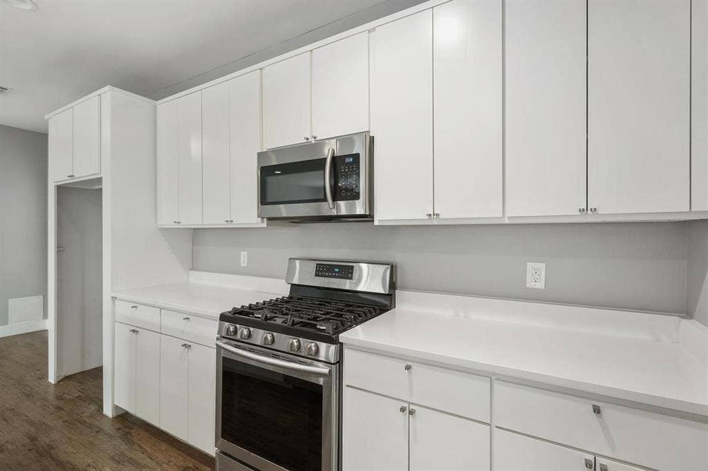 4 BR in Dallas