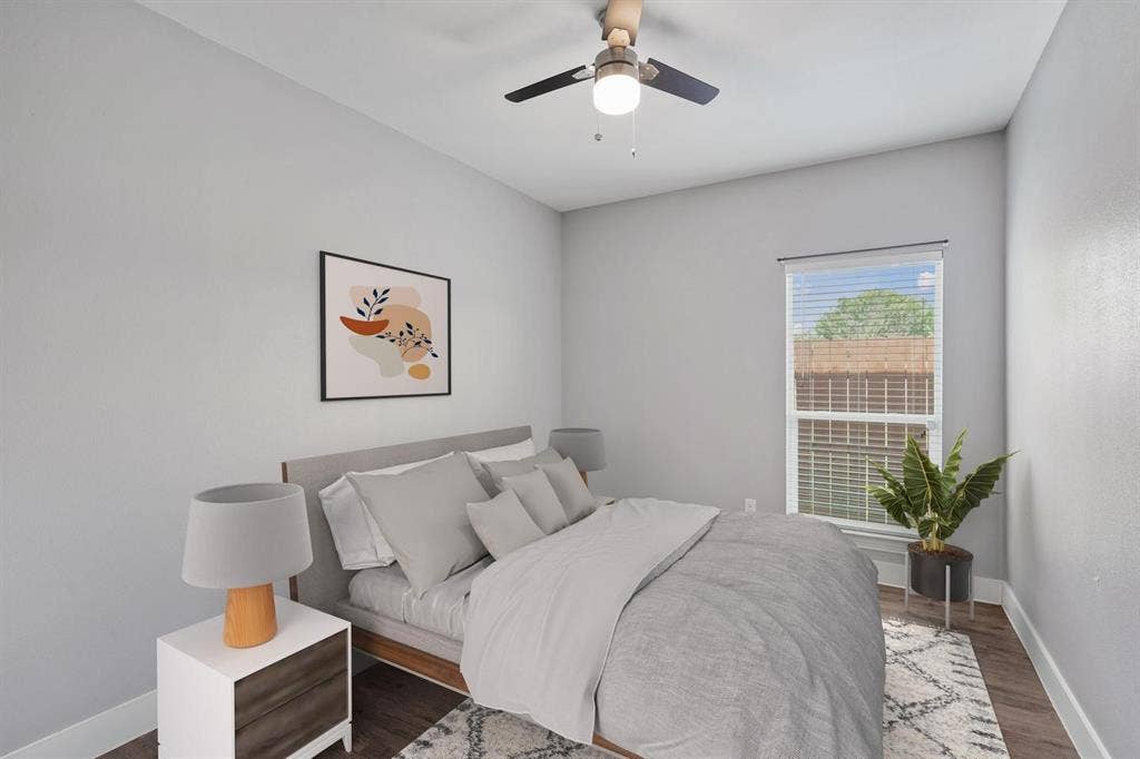 4 BR in Dallas