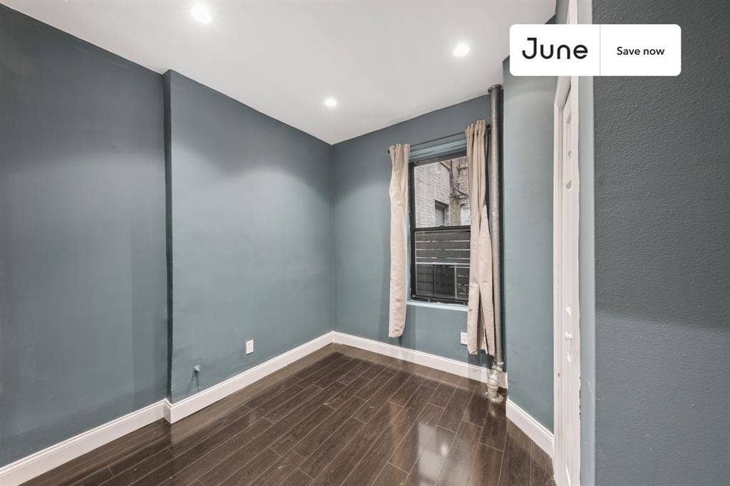 2 BR in New York City