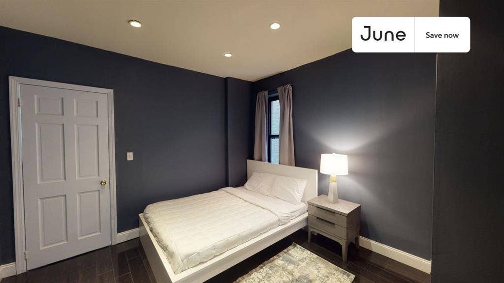 2 BR in New York City