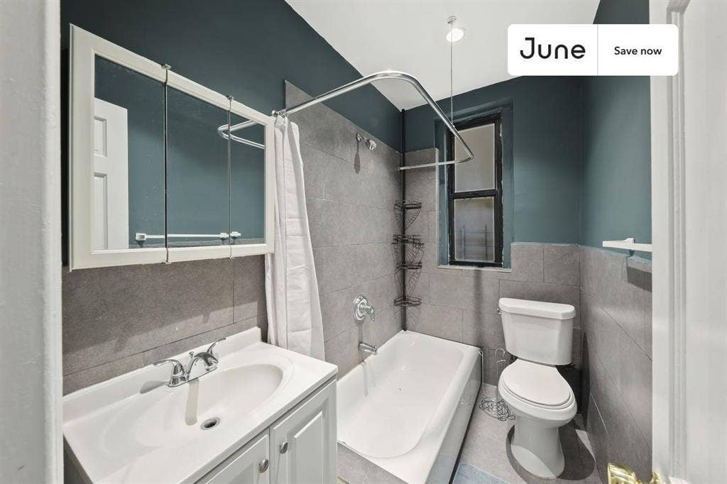 2 BR in New York City