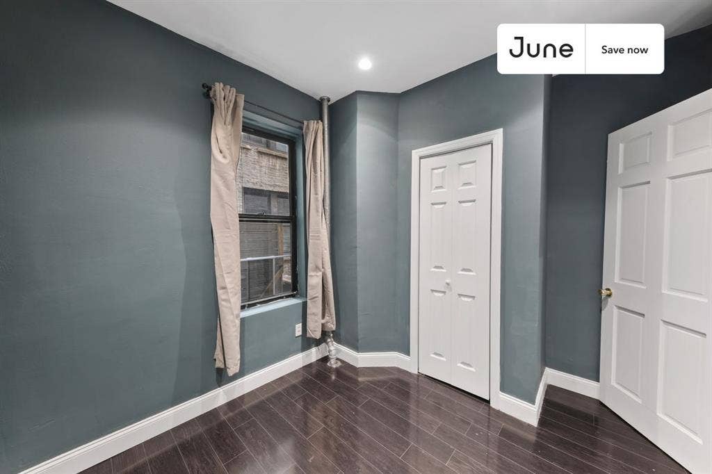 2 BR in New York City