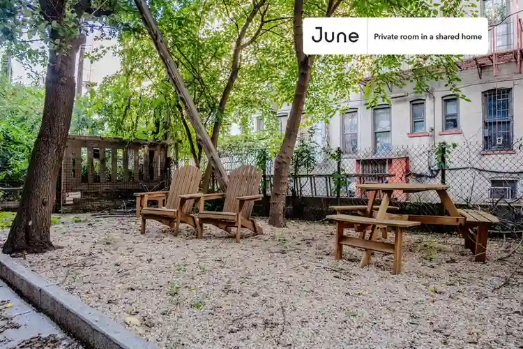 3 BR in New York City