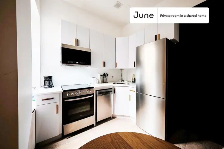 3 BR in New York City