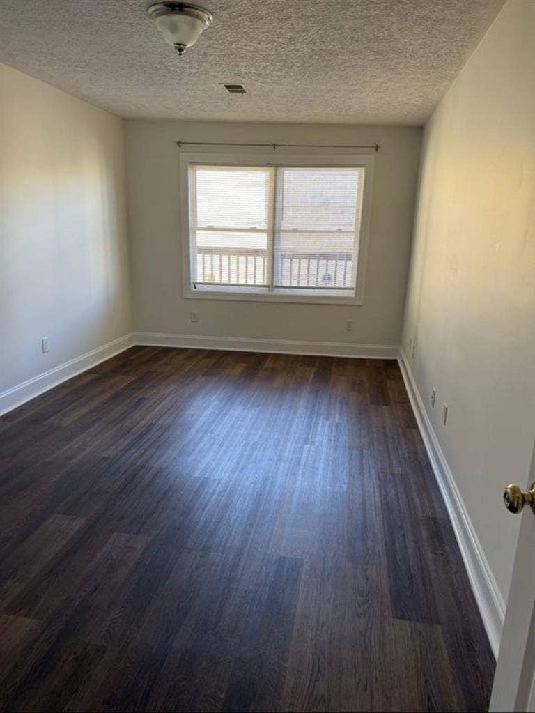 Downtown Apt