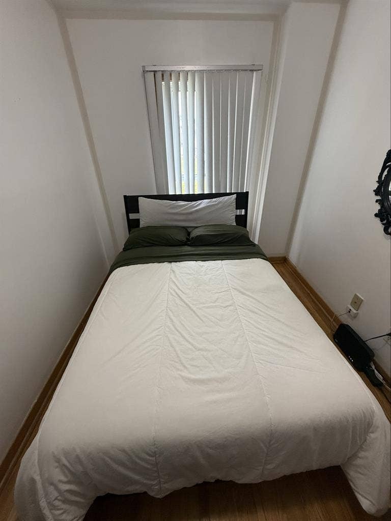 Private room for lease