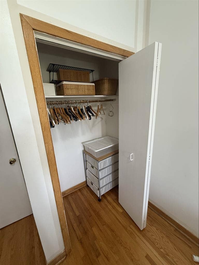 Private room for lease