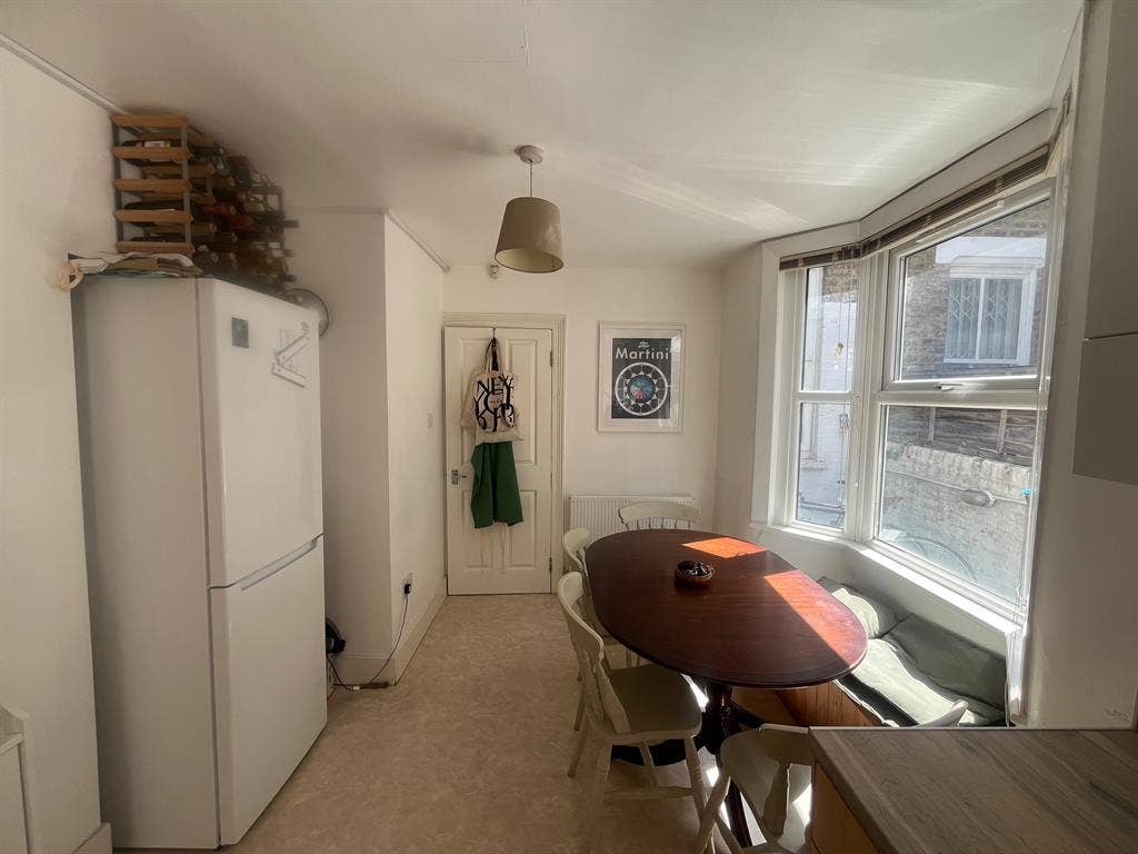 Large double room available