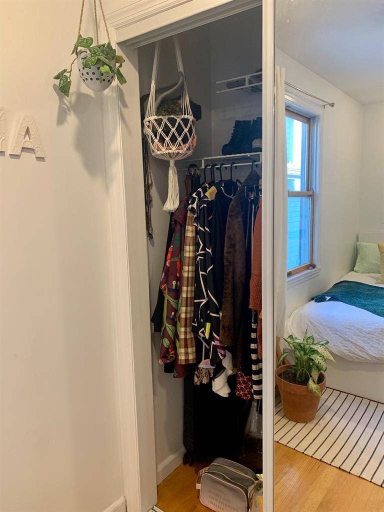 Private Lg Furnished Rm - NO FEE's