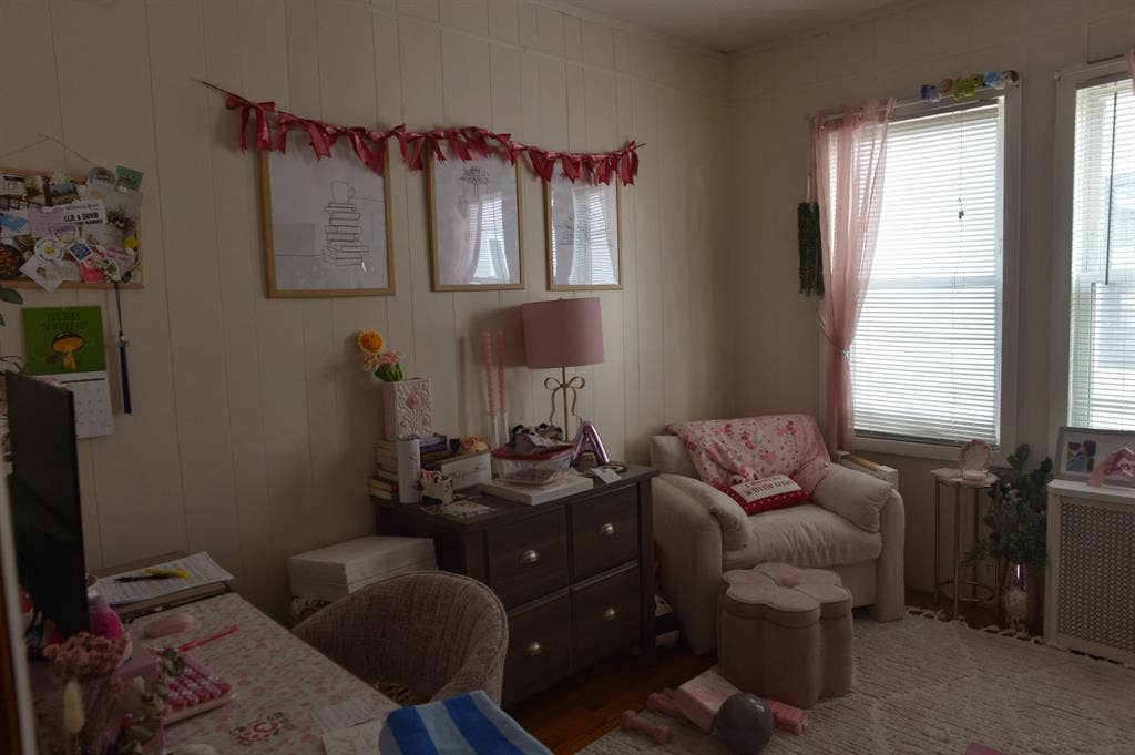 2 beds/1bath