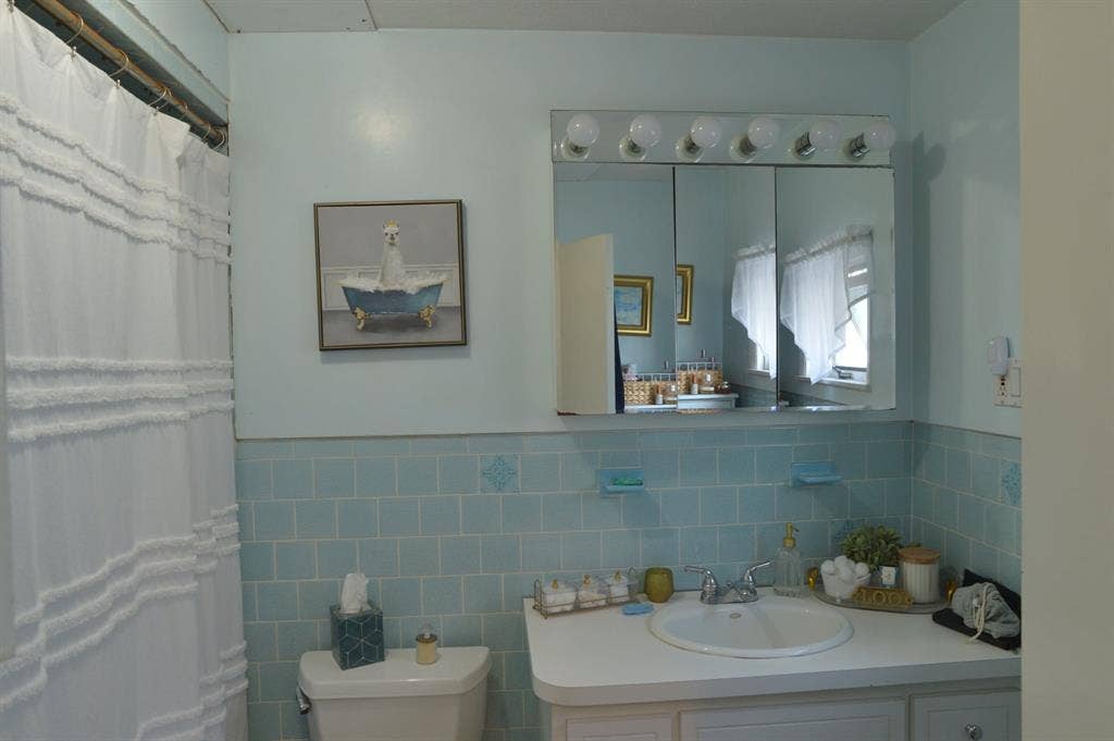 2 beds/1bath