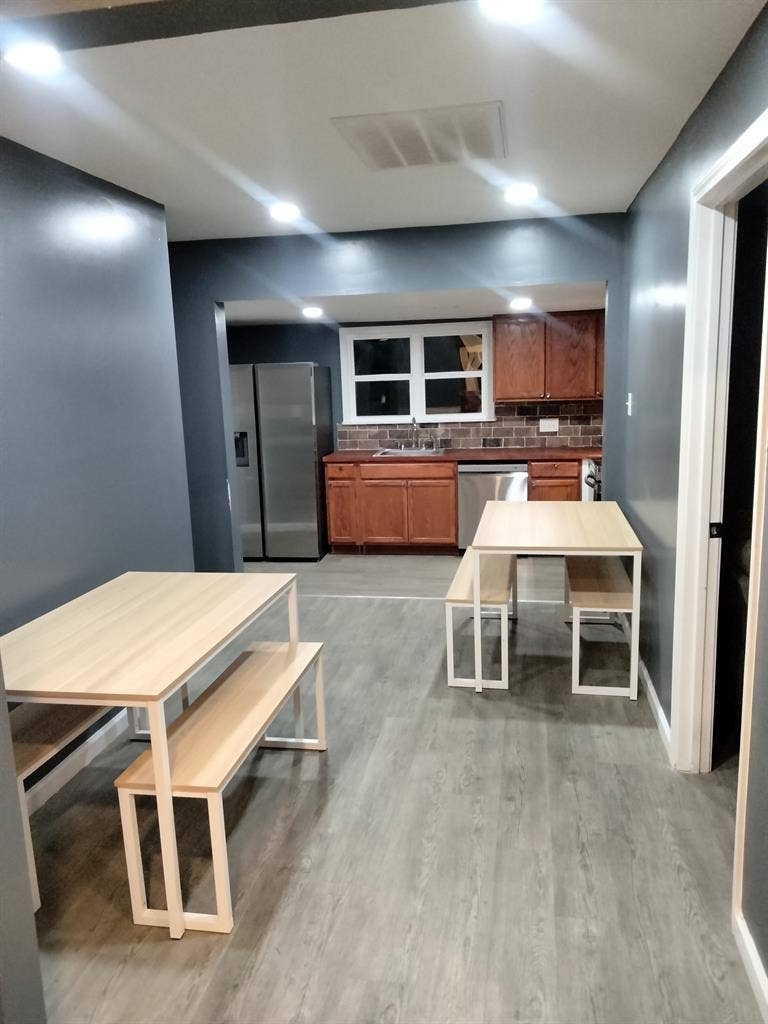 5 BR in Statesville