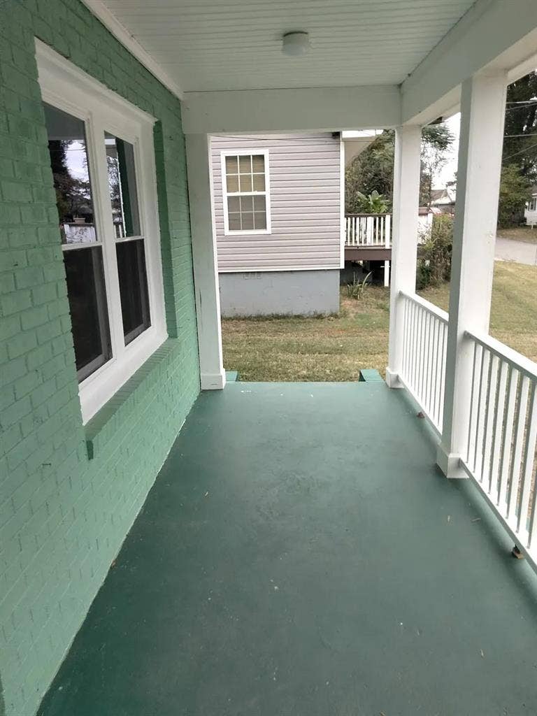 5 BR in Statesville