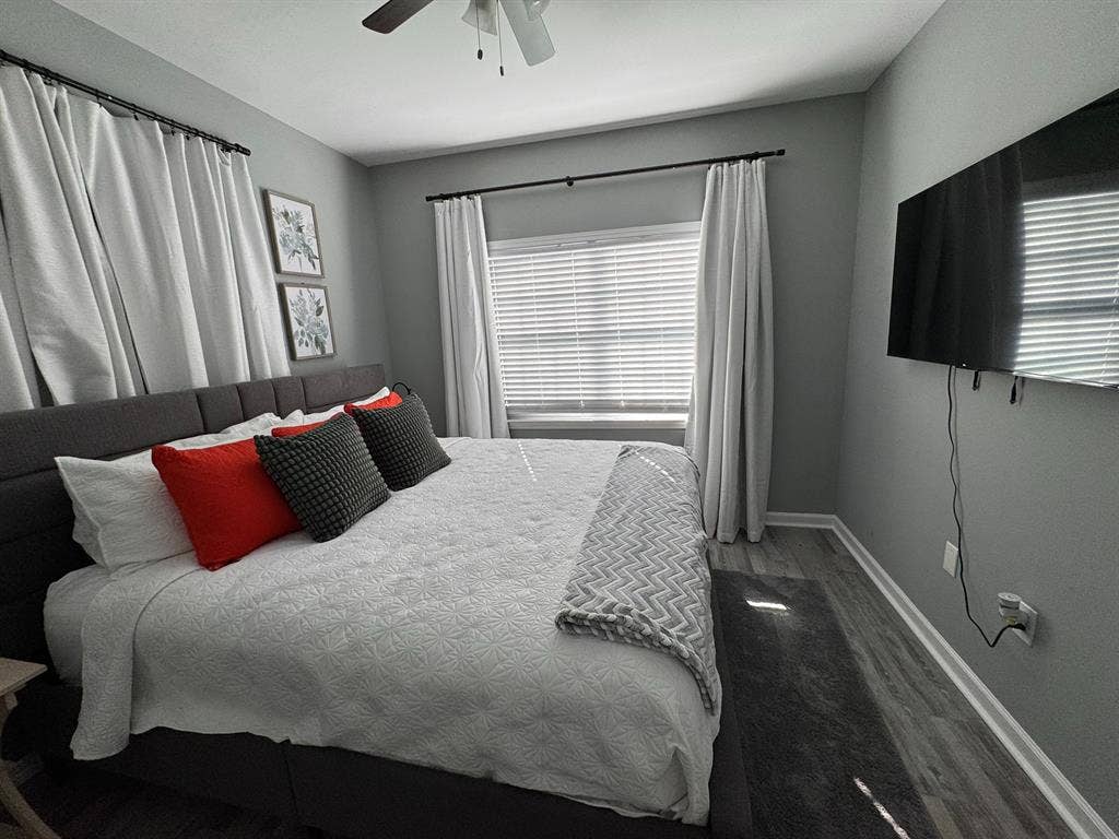 4 BR in Atlanta