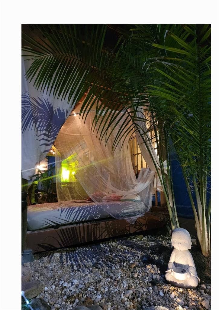 FULLY FURNISHED ROOM FOR RENT