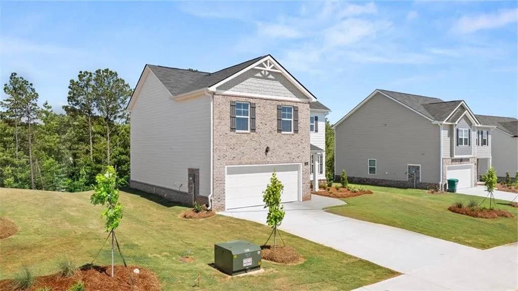 4 BR in Locust Grove