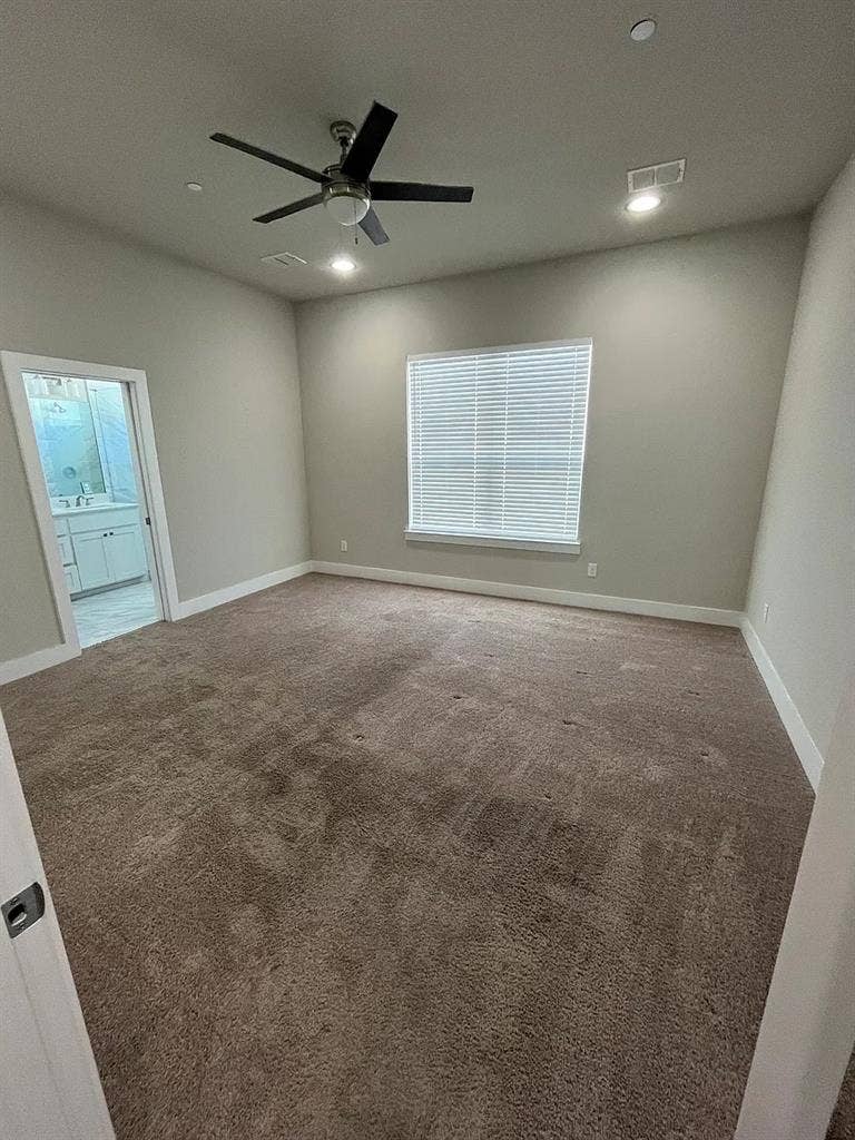 2 BR in Dallas