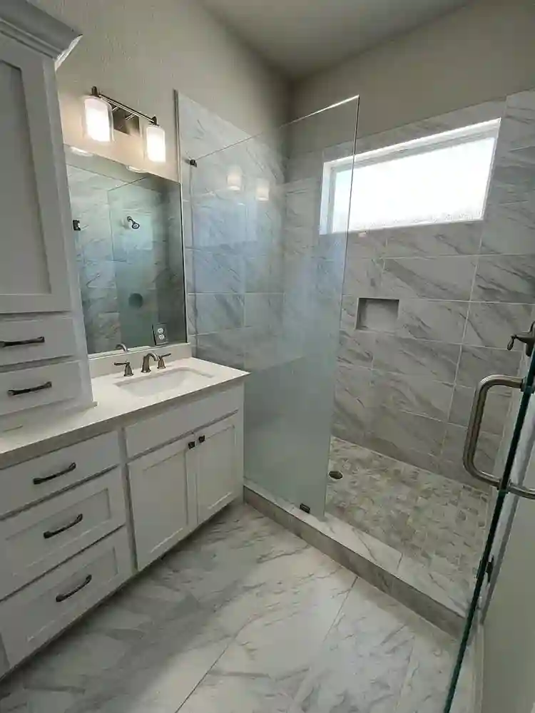 2 BR in Dallas