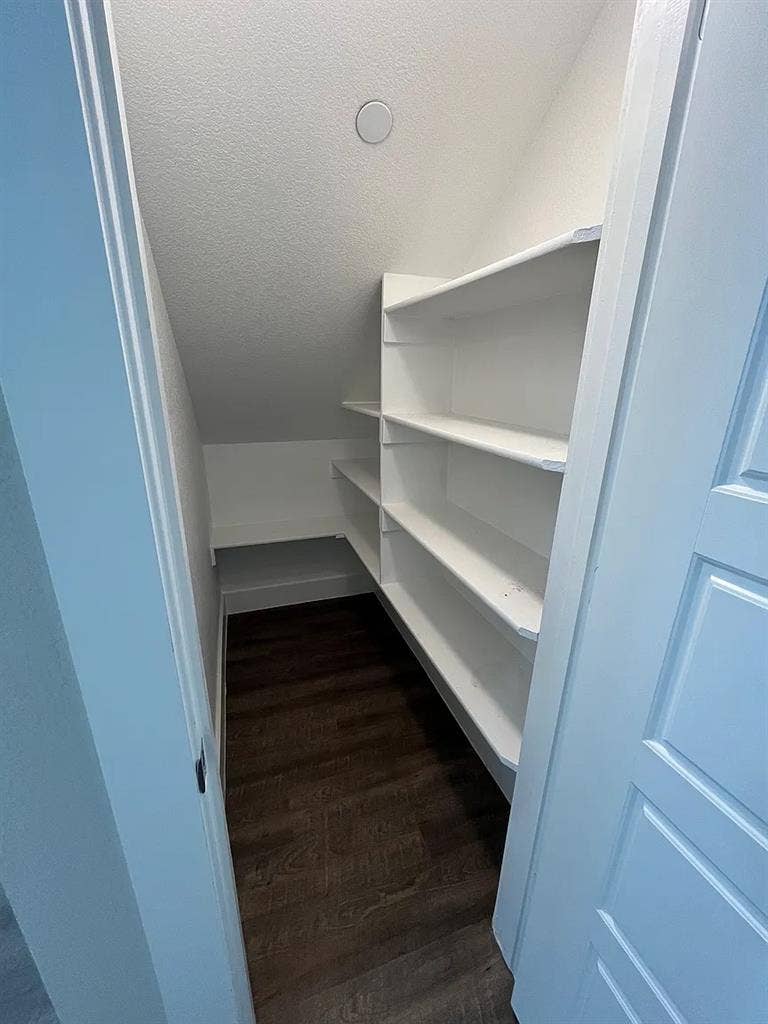 2 BR in Dallas
