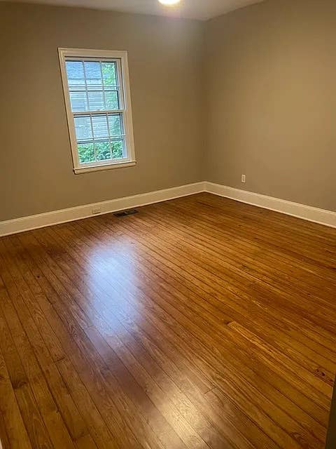 3 BR in East Point