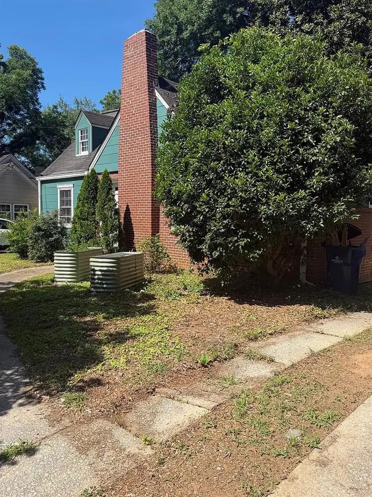 3 BR in East Point
