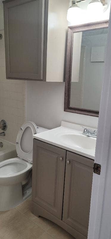 2 BR in Dallas